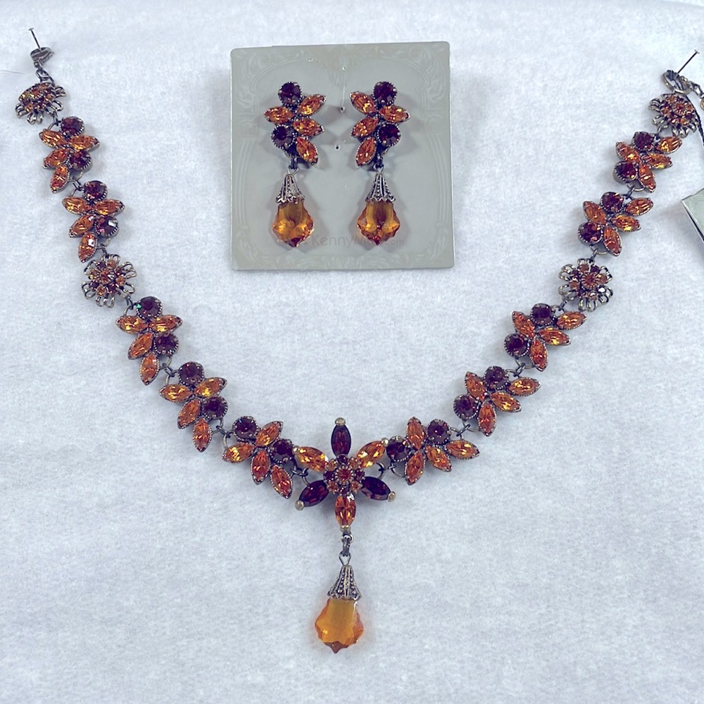 Kenny Ma vintage style necklace with earrings